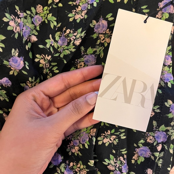Zara NWT Textured Weave Floral Dress - Picture 5 of 6
